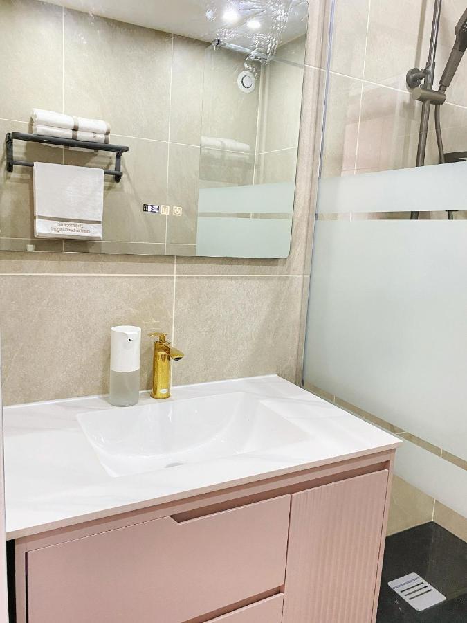 Chez Les Deux Garcons Apartment Montrouge Luaran gambar